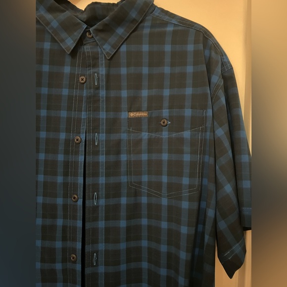 Bundle of 3 Columbia Short Sleeve Lightweight Button Down Size XXL - Picture 3 of 11